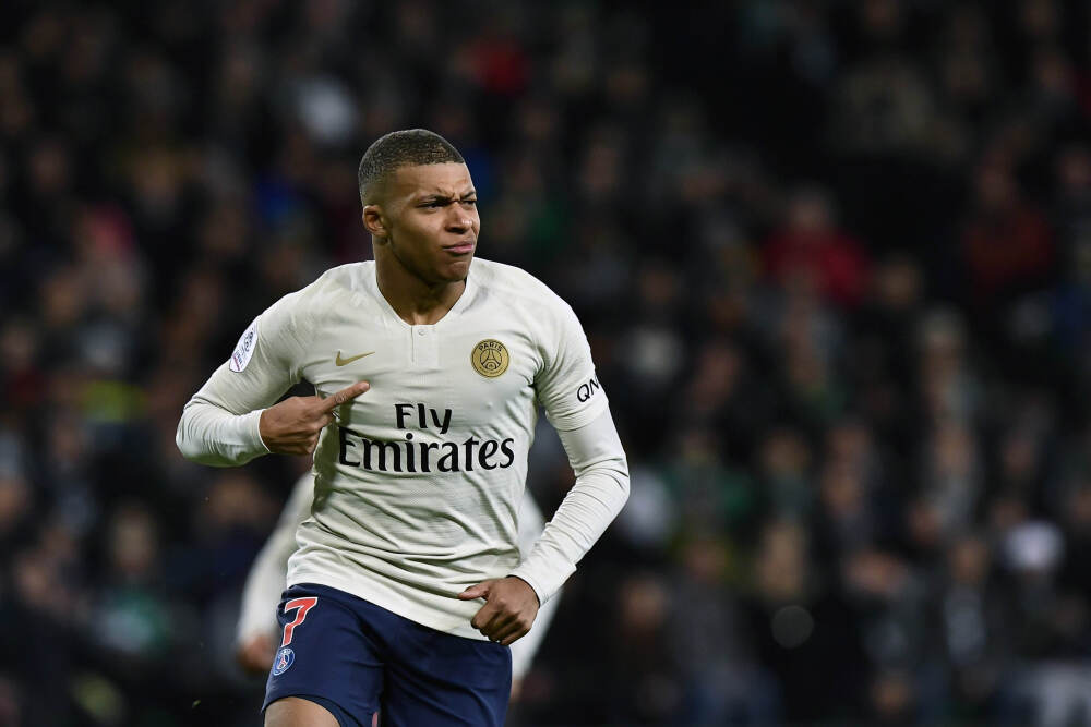 推荐！《鲁滨逊漂流记》值得熬夜品读！